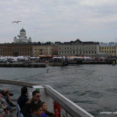 Suomenlinnan lautta kauppatorilta