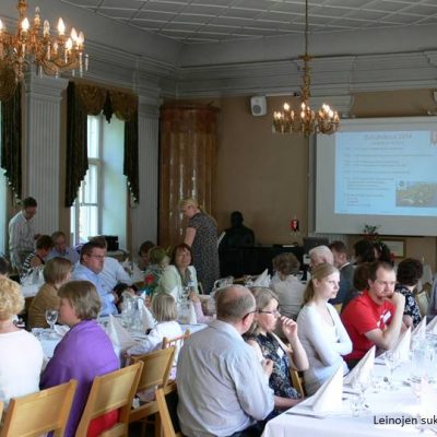 Kokous Suomenlinnan Upseerikerholla
